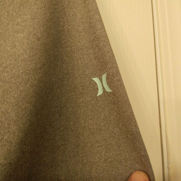 Hurley tshirt mens L LArge gray performance long sleeve surf skate stretch - Picture 4 of 8